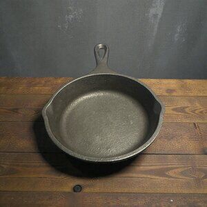 Lodge LMS3 Mini Cast Iron Skillet 3.5” Pre-Seasoned Made in USA